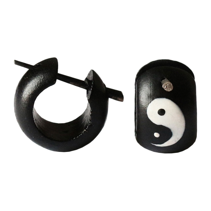 Holzohrstecker mit chinesischem Symbol Yin Yang