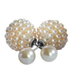 Modeschmuck Doppelperlen Ohrstecker mit kleinen Perlen in beige